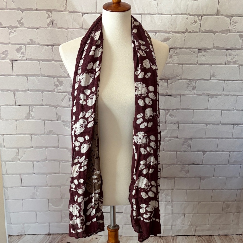 Dog Speak Maroon and White Paw Print Patterned Scarf